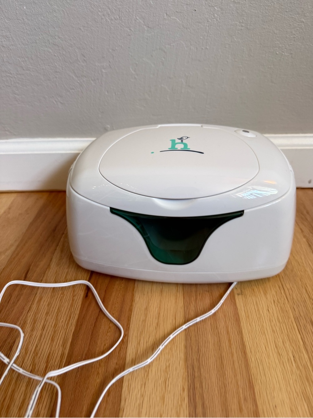 Hiccapop Wipe Warmer in White with Teal Green Accent